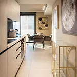 Mercury Premium By Uniq