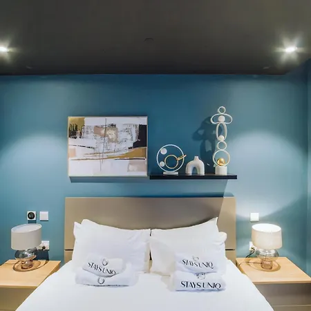 Mercury Suites Premium Apartments With Pool Access