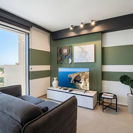 Mercury Suites Premium Apartments With Pool Access
