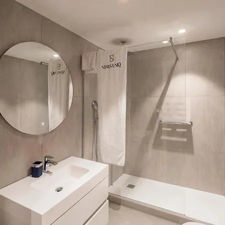 Mercury Suites Premium Apartments With Pool Access *