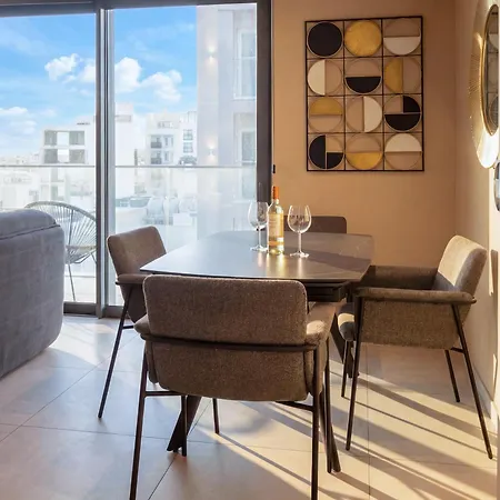 Mercury Suites Premium Apartments With Pool Access Saint Julian's