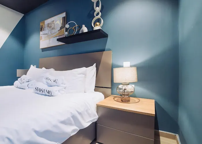 Mercury Premium By Uniq