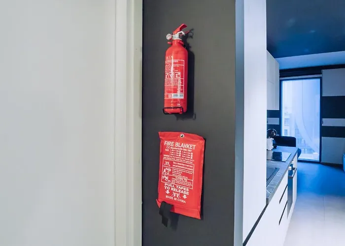 Mercury Premium By Uniq *