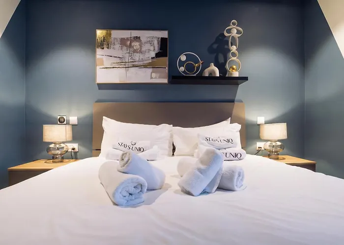 Mercury Premium By Uniq Сент Джулианс