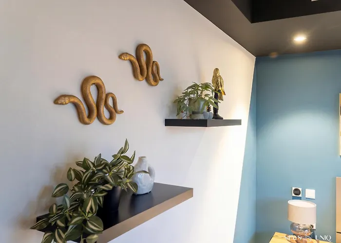 Mercury Premium By Uniq Апартаменты *