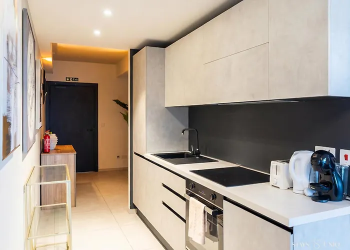 Mercury Premium By Uniq Апартаменты