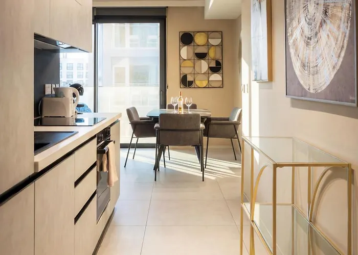 Mercury Premium By Uniq