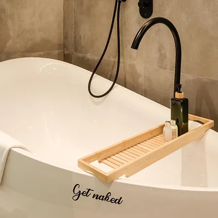 Mercury Suites Premium Apartments By Stays Uniq *